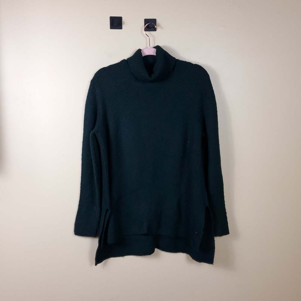 Sweet Romeo Women's Turtleneck Pullover Sweater in Charcoal Size M